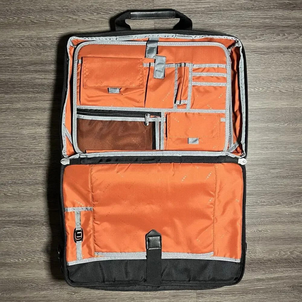 Everki Versa Premium Briefcase 17.3